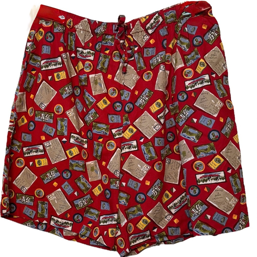 Vintage 80s Postcard Print Shorts Red Cotton High Rise Travel Novelty M - Picture 1 of 7